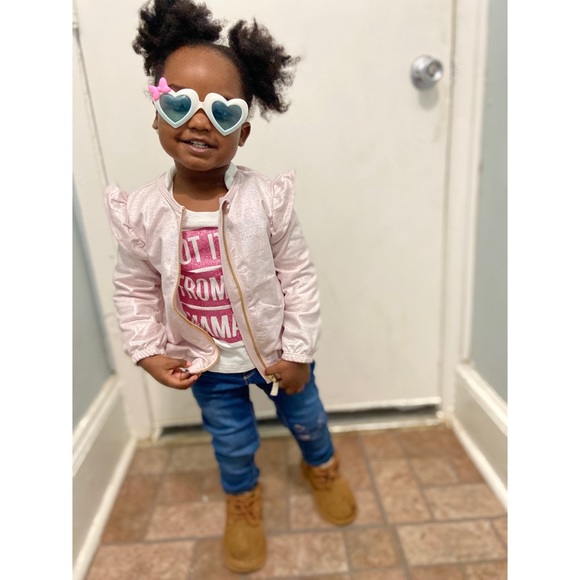 Meet your Posher, Fantasia - Picture 4 of 4